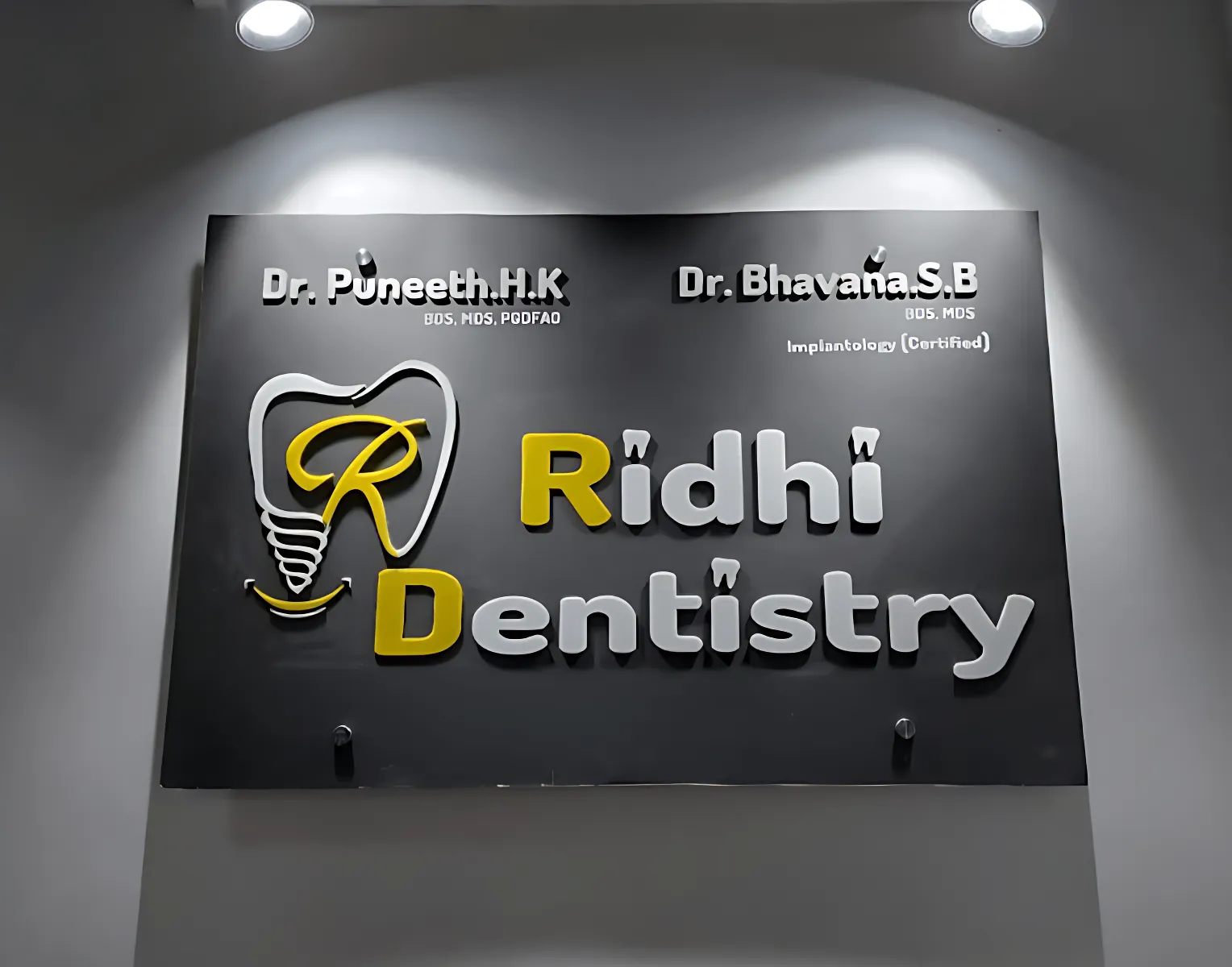 Ridhi Dentistry interior 1
